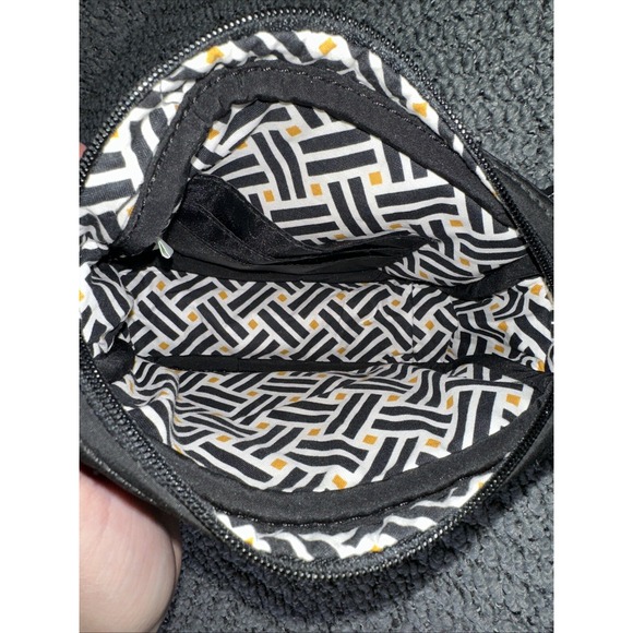 Vera Bradley Crossbody‎ Purse Quilted Black Chain Strap EUC - Picture 5 of 8